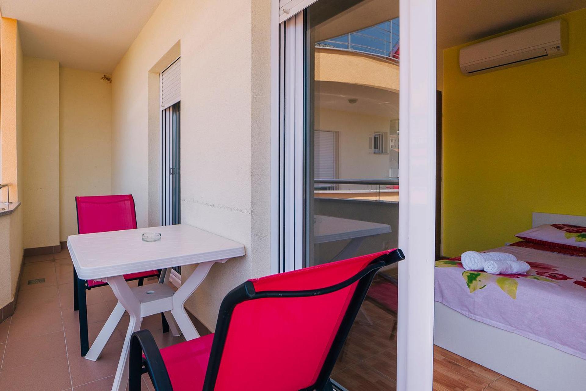 Apartament Luxur Centar With Sea View Terrace Baška Voda Zewnętrze zdjęcie