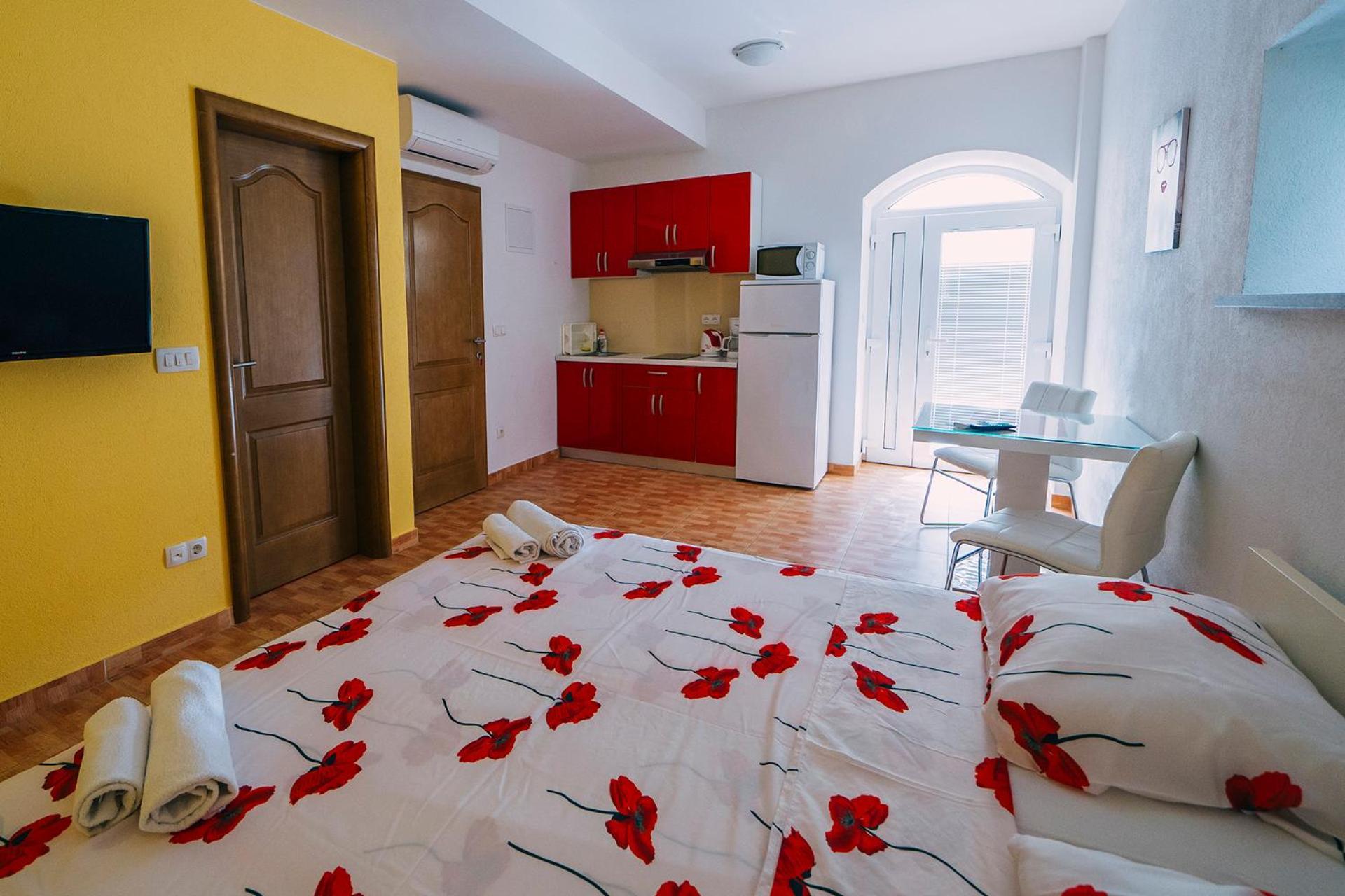 Apartament Luxur Centar With Sea View Terrace Baška Voda Zewnętrze zdjęcie